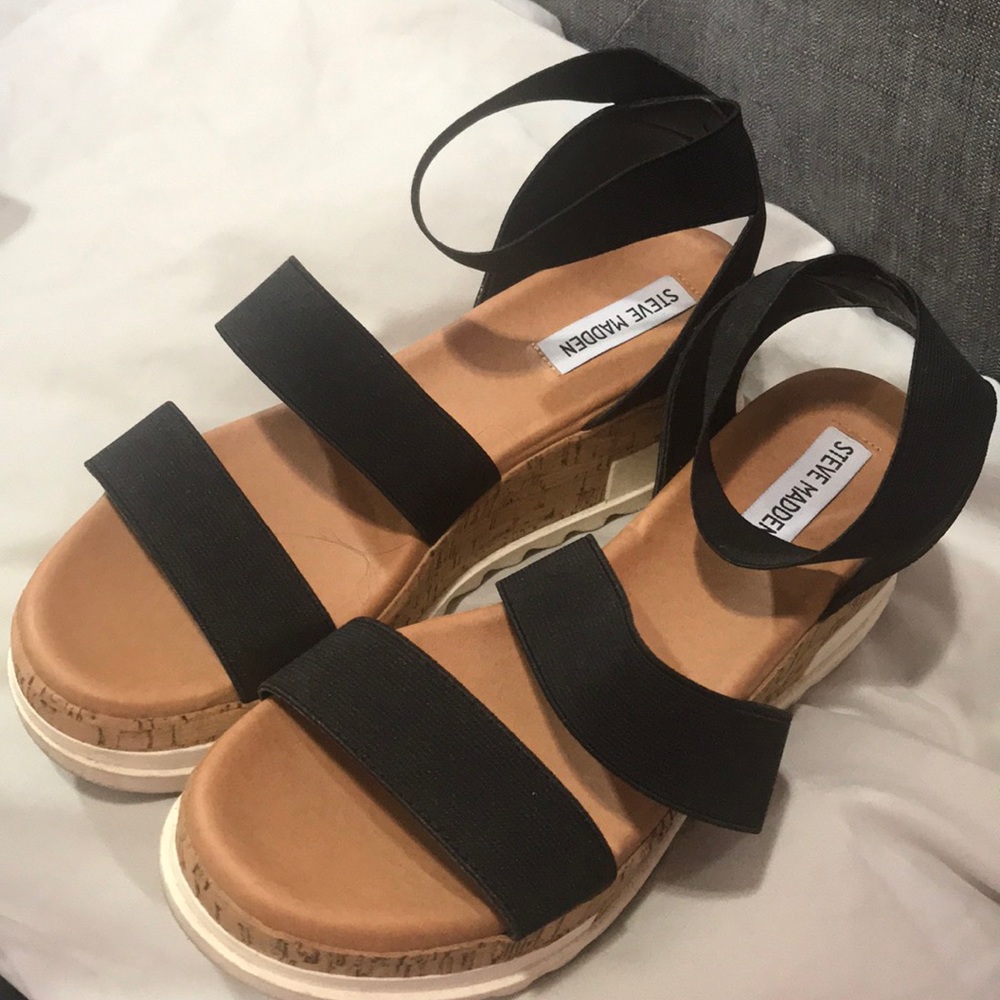 Steve Madden Wedges